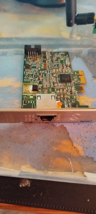 2 бр. Лан карти  и  wifi безжичен мрежов адаптер с антената