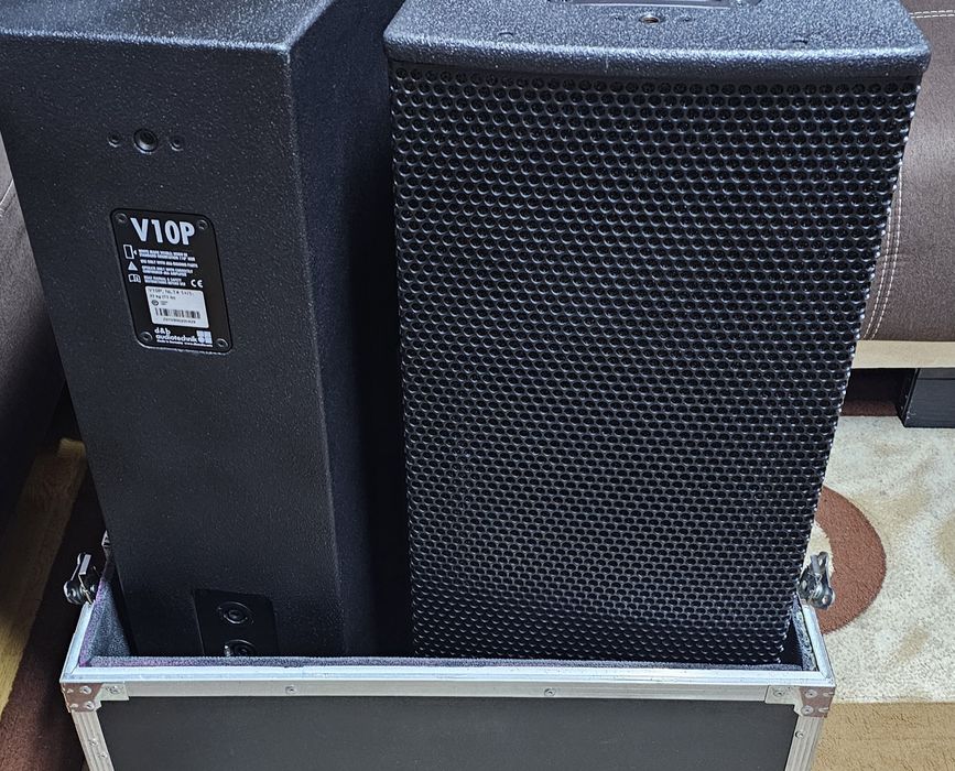 Vand 2 boxe D&B Audiotechnik  V7P/V10P Originale