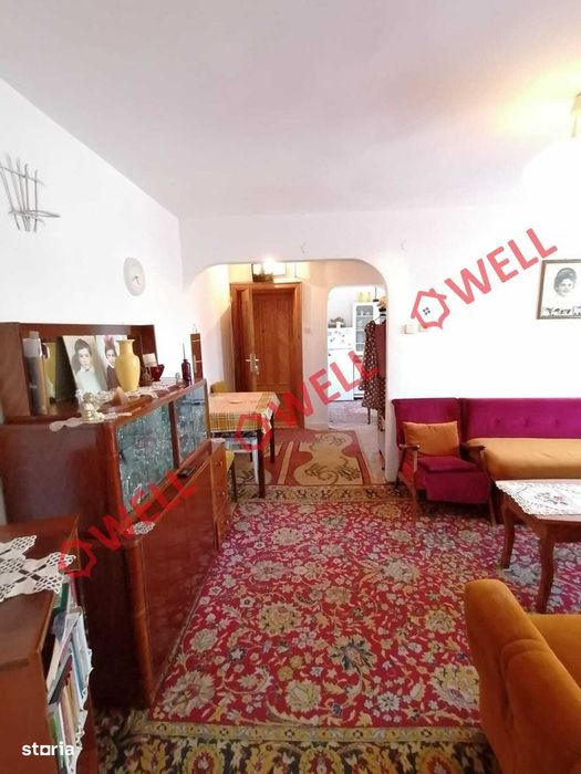 Apartament cu 3 camere de vânzare pe strada Dozsa György!