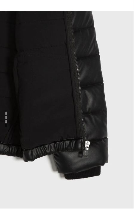 Дамско яке GUESS