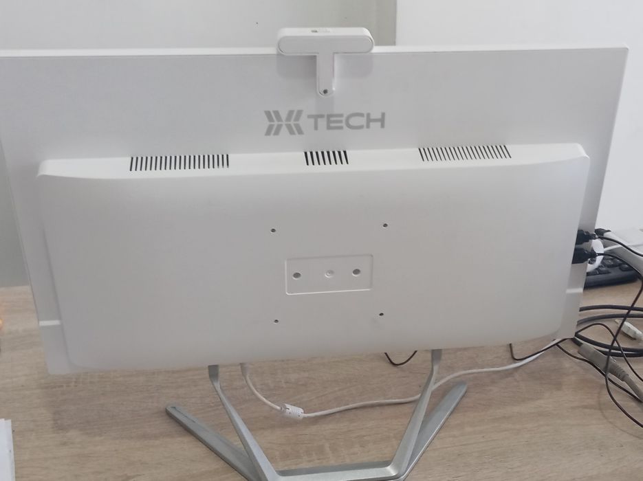 Продается моноблок Xtech