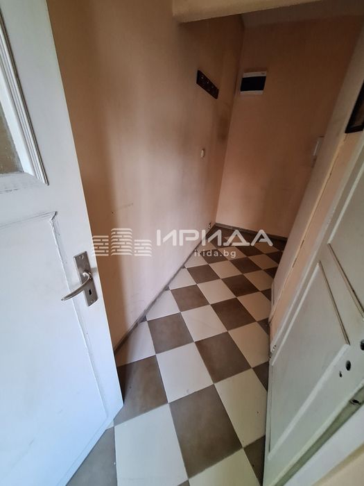 Гарсониера в квартал Младост 3