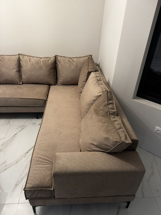 Разтегателен диван