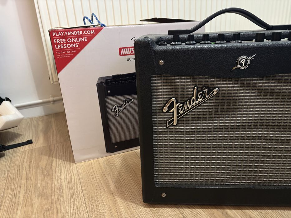 Amplificator chitara electrica Fender Mustang v1