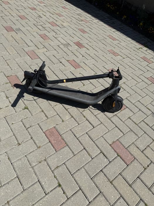 Trotineta Ninebot E2 Plus
