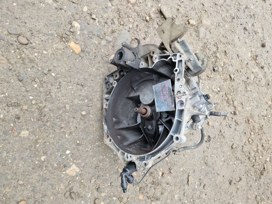 Cutie de viteze manuală Peugeot 208 1.6 HDI