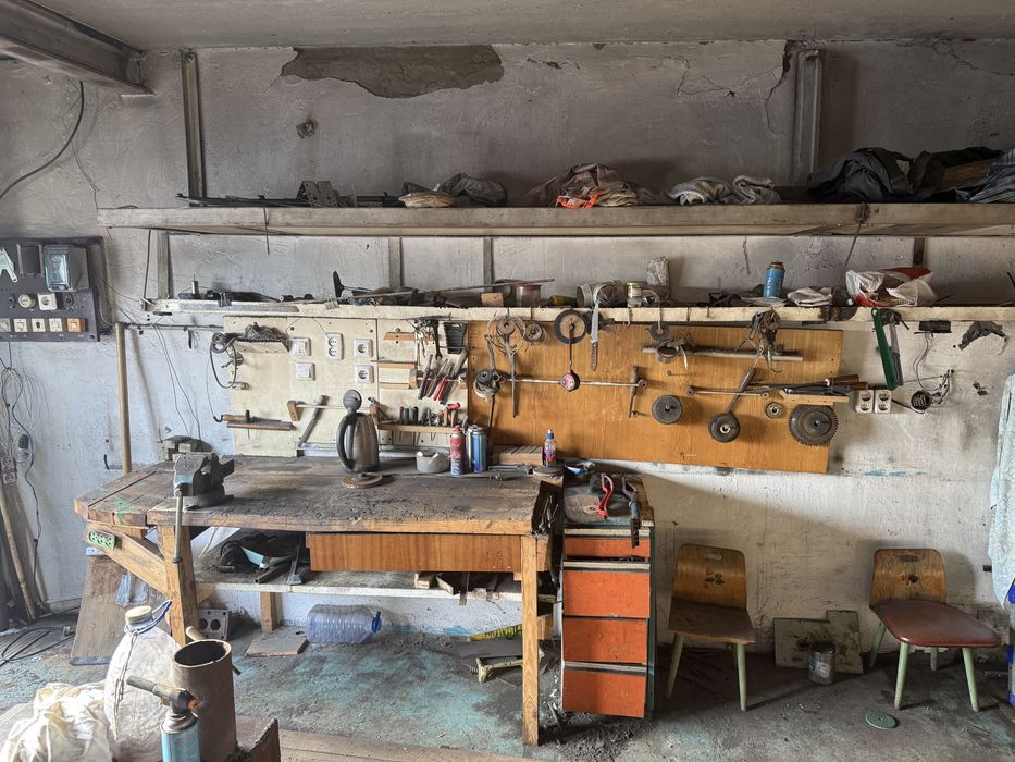 Продам гараж в 15м обществе