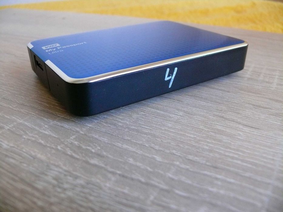 Външен диск Western Digital My Passport Ultra 2.5 2TB USB 3