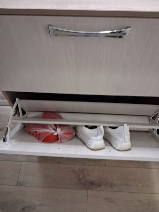 Обувница В хорошем состояния