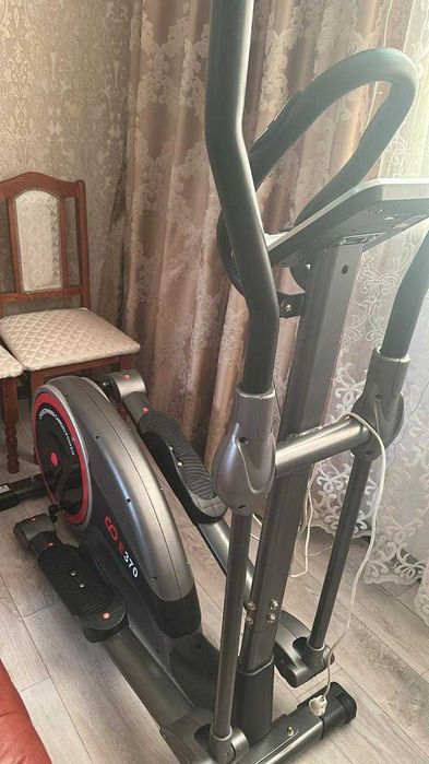 Продам тренажер  Эллиптический Эллипс Срочно Торг