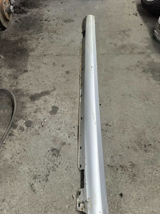 Порог левый Мерседес 211