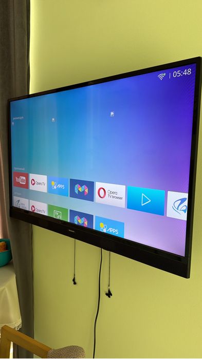 Телевизор Skyworth 43 диагональ 100см длина 50см ширина