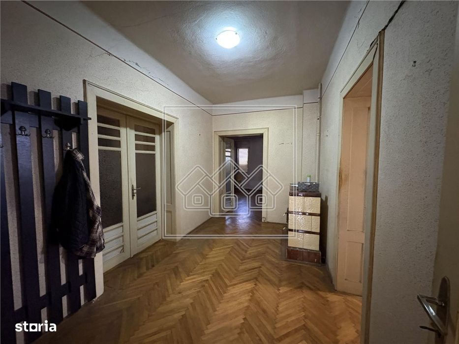 Casa tip duplex pe Calea Dumbravii, teren de 425 mp, 120 mp utili