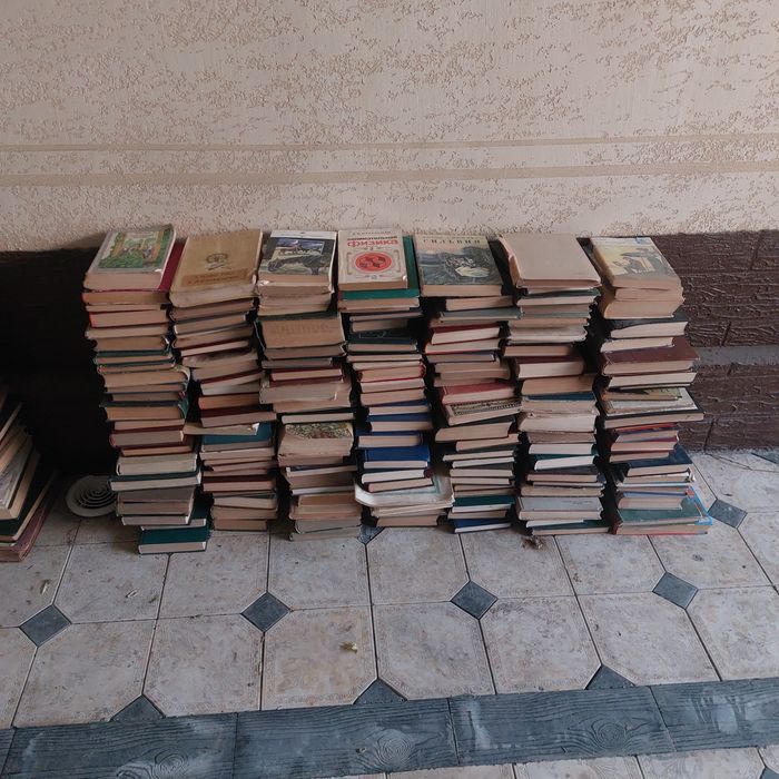 Продам книги в хорошем состоянии