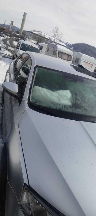 Autoturism avariat SKODA OCTAVIA.