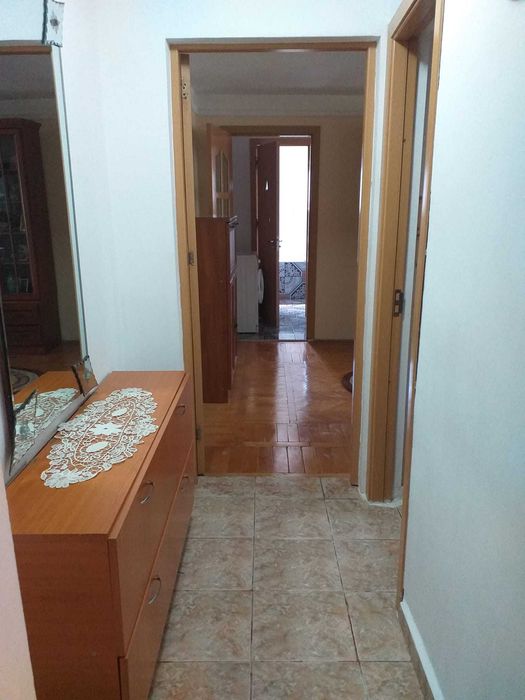 Apartament 3 camere de vanzare direct proprietar
