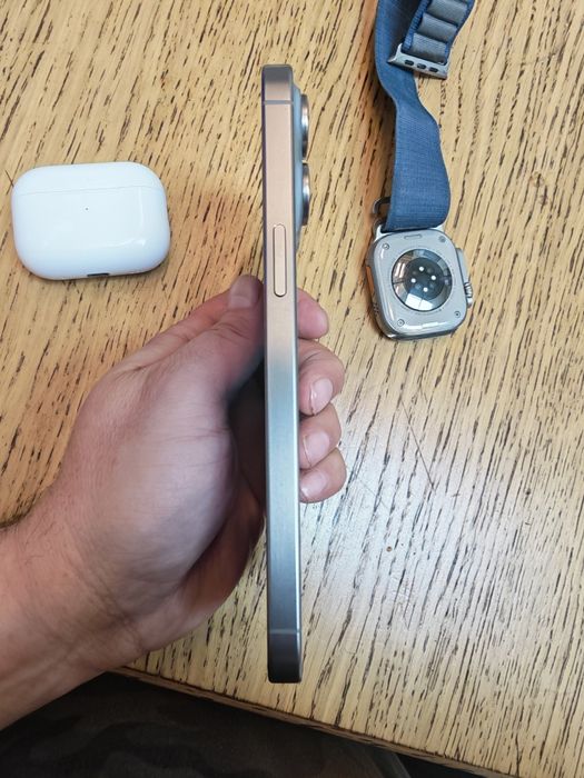 Pachet iPhone 15 pro max