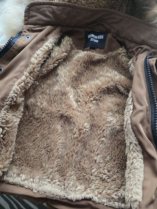 Детска парка с голям пух