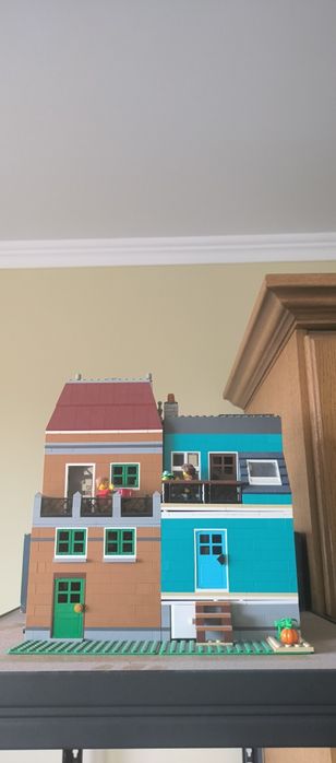 LEGO: Книжный магазин Creator Expert 10270
