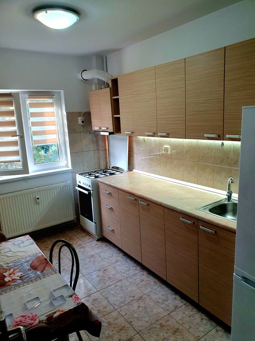 Apartament 2 cam de închiriat Berceni/5 min M2 metrou Ap-Patriei/