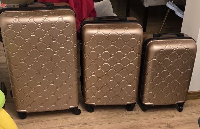 Куфари Pierre Cardin Франция 3броя комплект/НАЙ НИСКА ЦЕНА