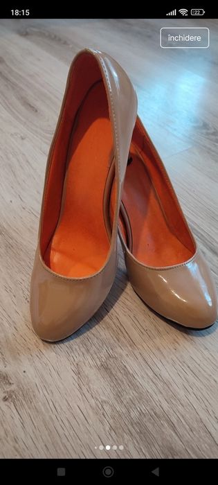 Pantofii mărimea 37