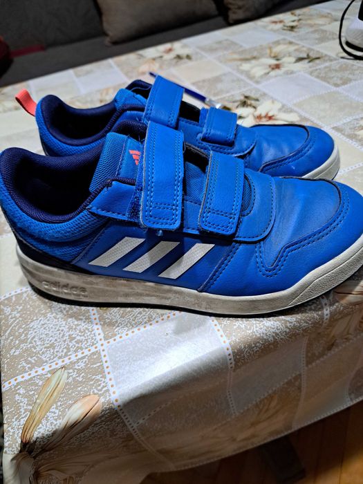ADIDAS маратонки