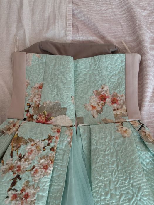 Rochie din tiul marimea S