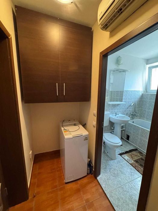 Vand apartament 2 camere Caracal