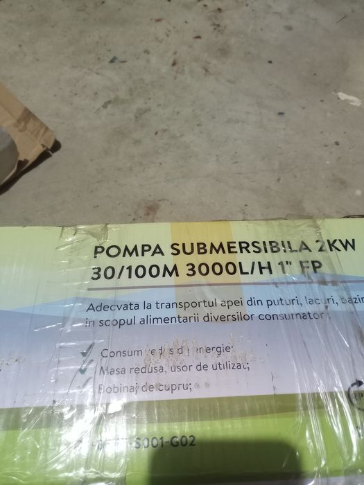 Pompa submersibila
