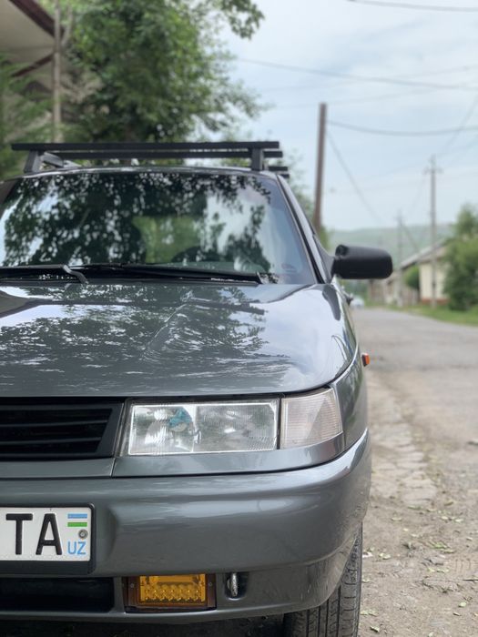 Lada 2111, Universal