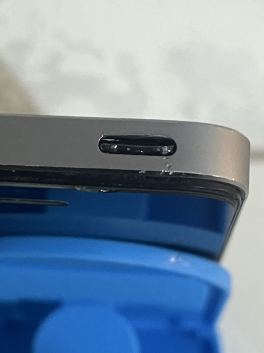 Телефон iPhone 5 16gb