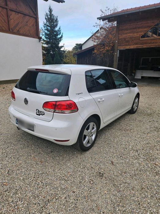 Vând  sau schimb Golf  6 Team ,2010.