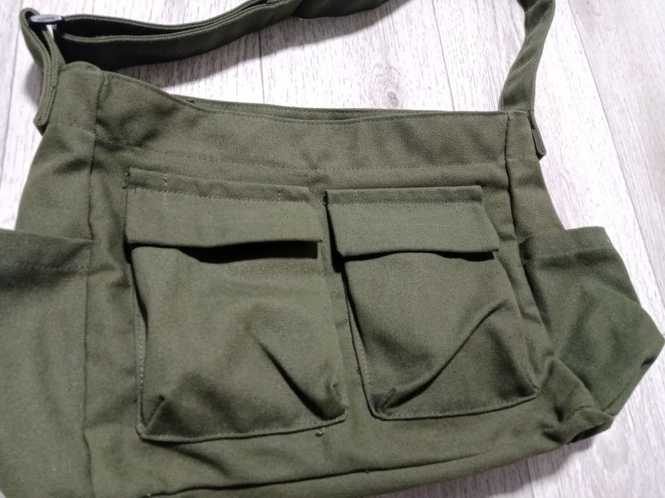 Сумка y2k цвета хаки