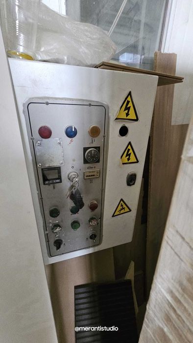 Vand cabina de vopsit auto Italia