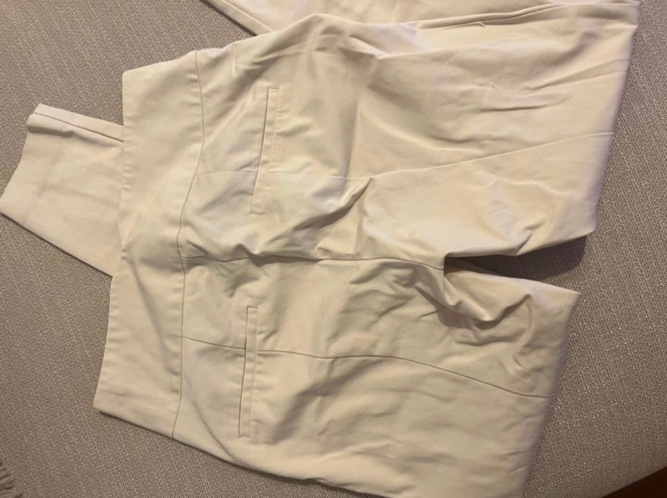 Pantaloni eleganți și sexy