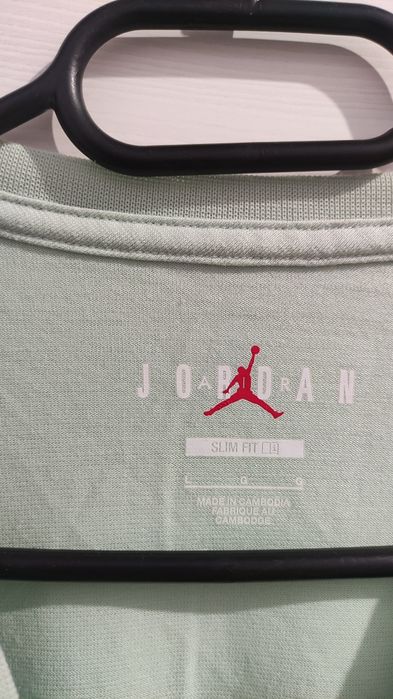 Дамска тениска Jordan L size в отлично състояние