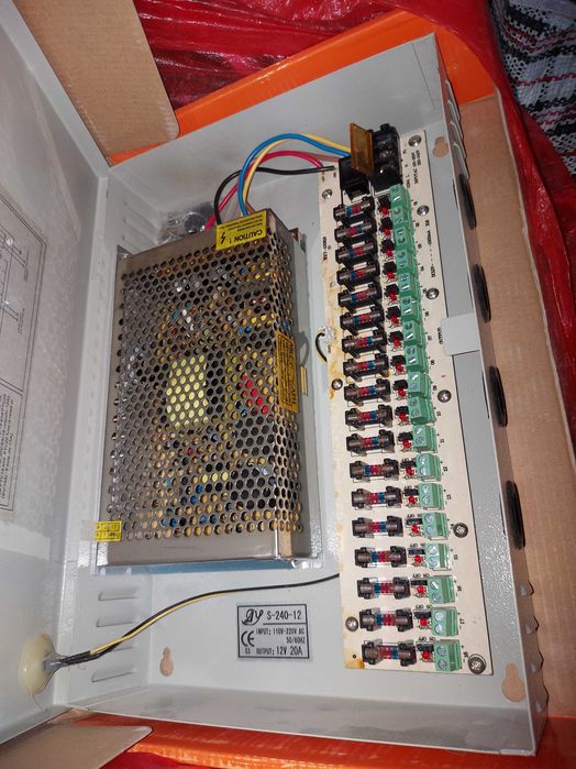 Блок питания 12В 20А Ящик