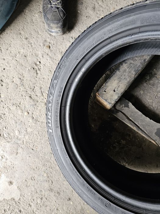 2 anvelope vara 215 45 16 Bridgestone