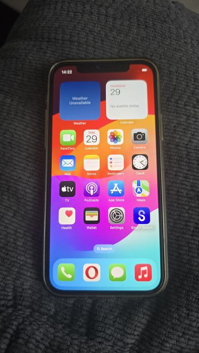 I phone 12 cu incarcator si folie si husa