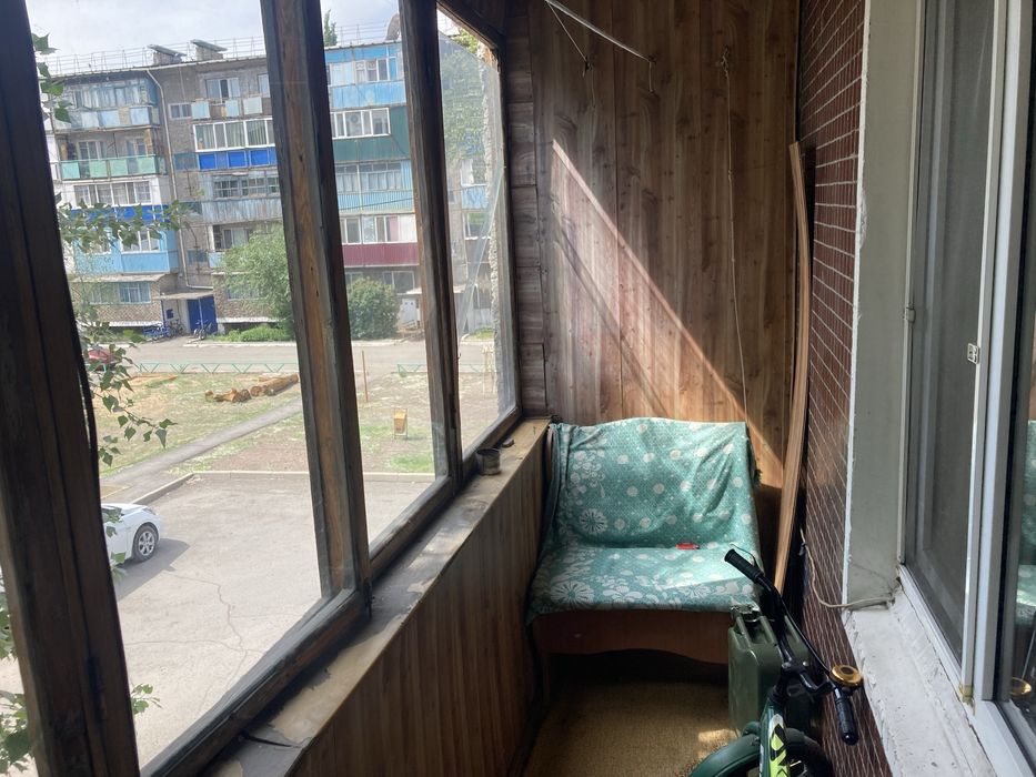 Продам двух комнатную квартиру