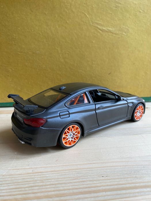 Maisto BMW M4 GTS