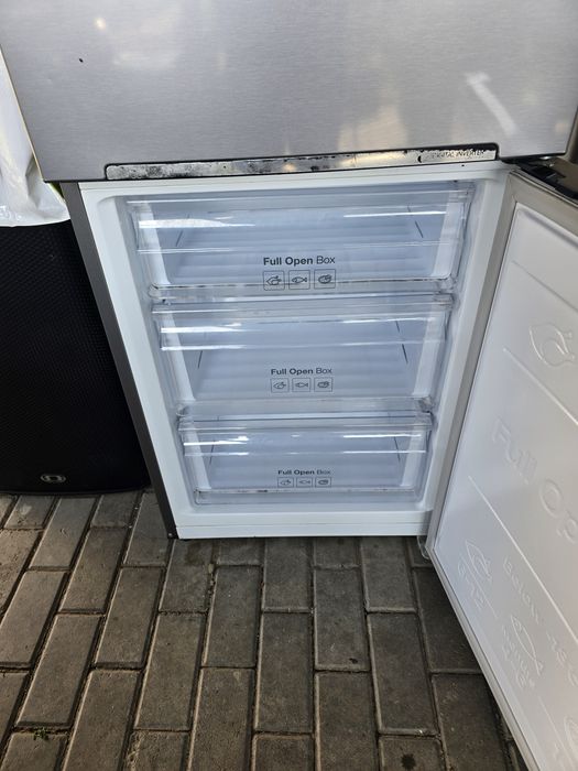 Conbina frigorifica  Samsung .digital inverter!514l