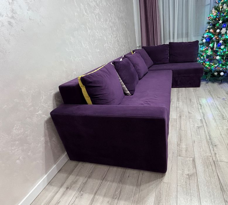 Canapea extensibila cu lada de depozitare