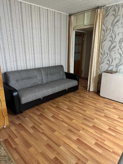 Продам 3 ком кварт в р-оне м. Северный