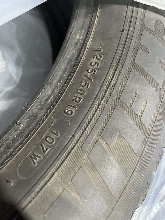 Продам шины 255/50/19