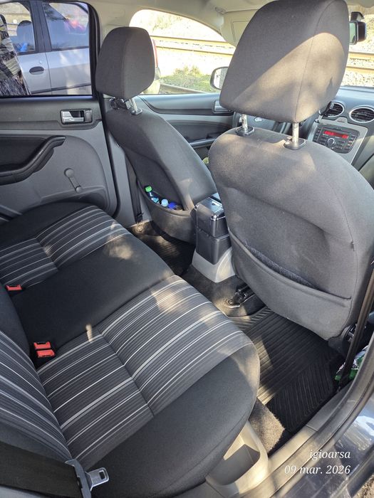 FORD Focus 2010 — imagine 4
