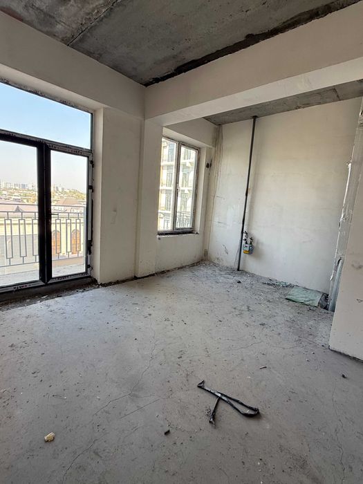 Продаётся 3-комнатная квартира Яшнабадский район (Базар Кадышева)