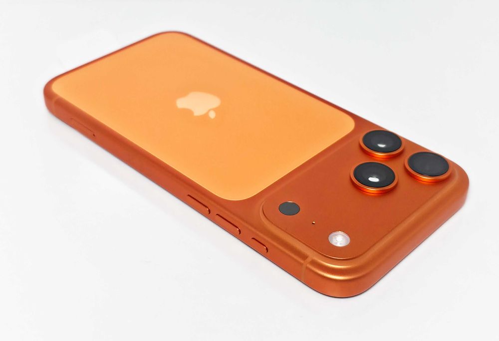 НОВ•iPhone 17 Pro Max 256GB Cosmic Orange