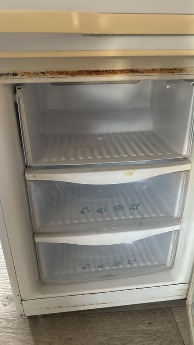 Продается холодильник